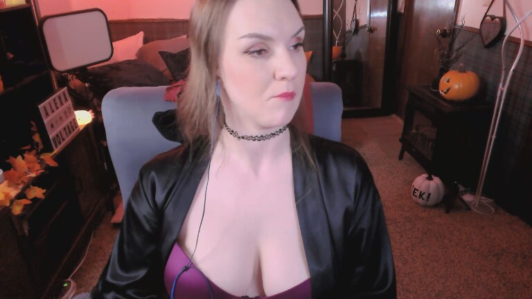 Alexa_voltage's Streamate show and profile