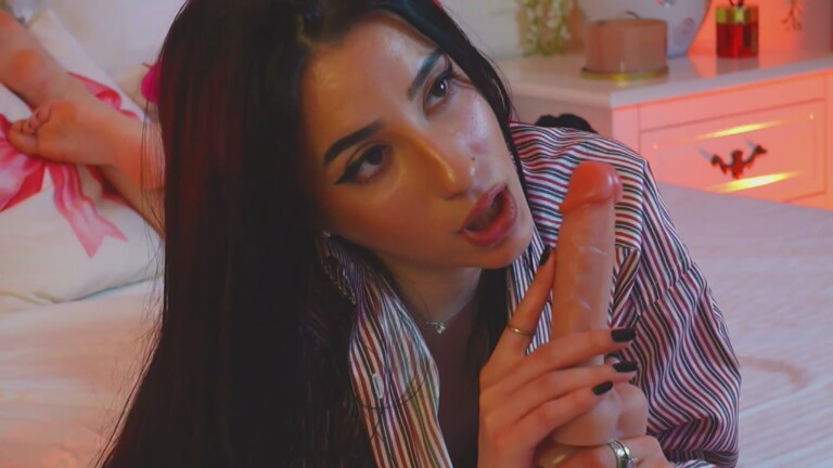 AmeliaJune's Streamate show and profile