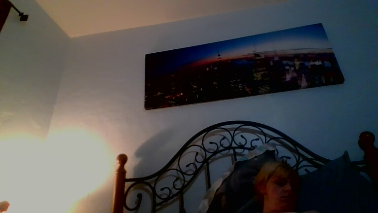 LuckyFawxxx's Streamate show and profile