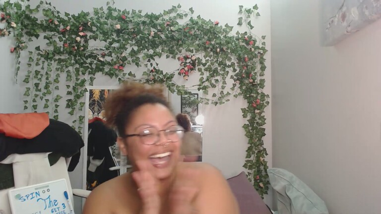 HolleyNicholes's Streamate show and profile