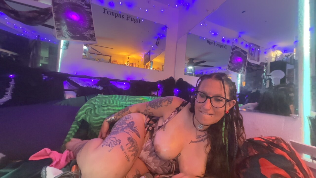 FeralLux33x