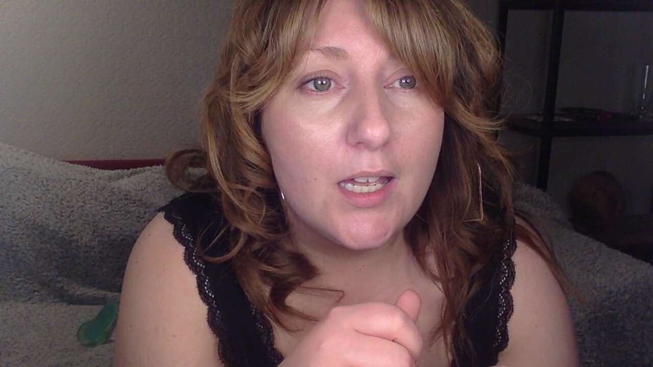 Curvygirllouisa