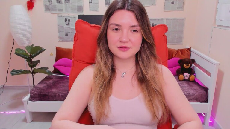 Reneswee's Streamate show and profile