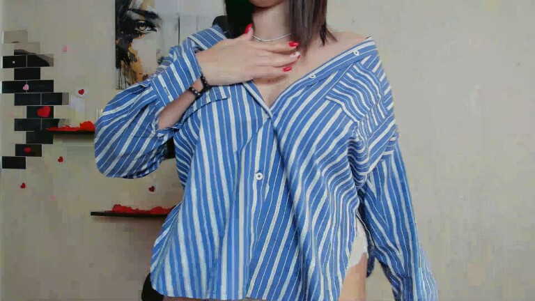 GlamNova's Streamate show and profile